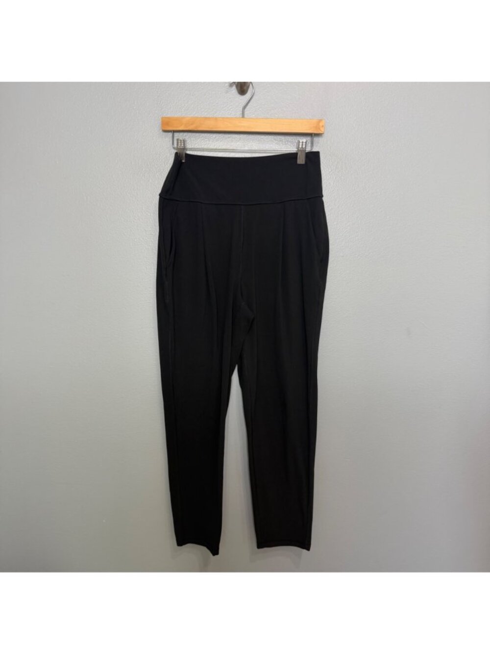 ATHLETA black elation pants size S - Picture 2 of 5
